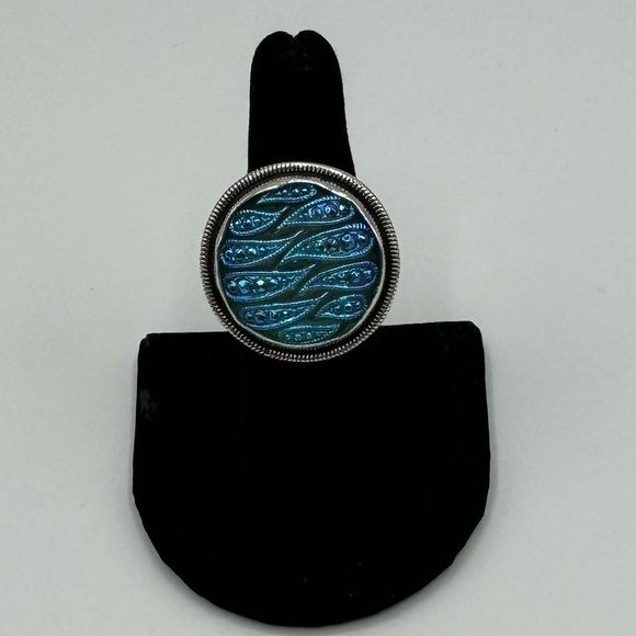 Dreamer Peacock Ore Ring - Picture 3 of 10